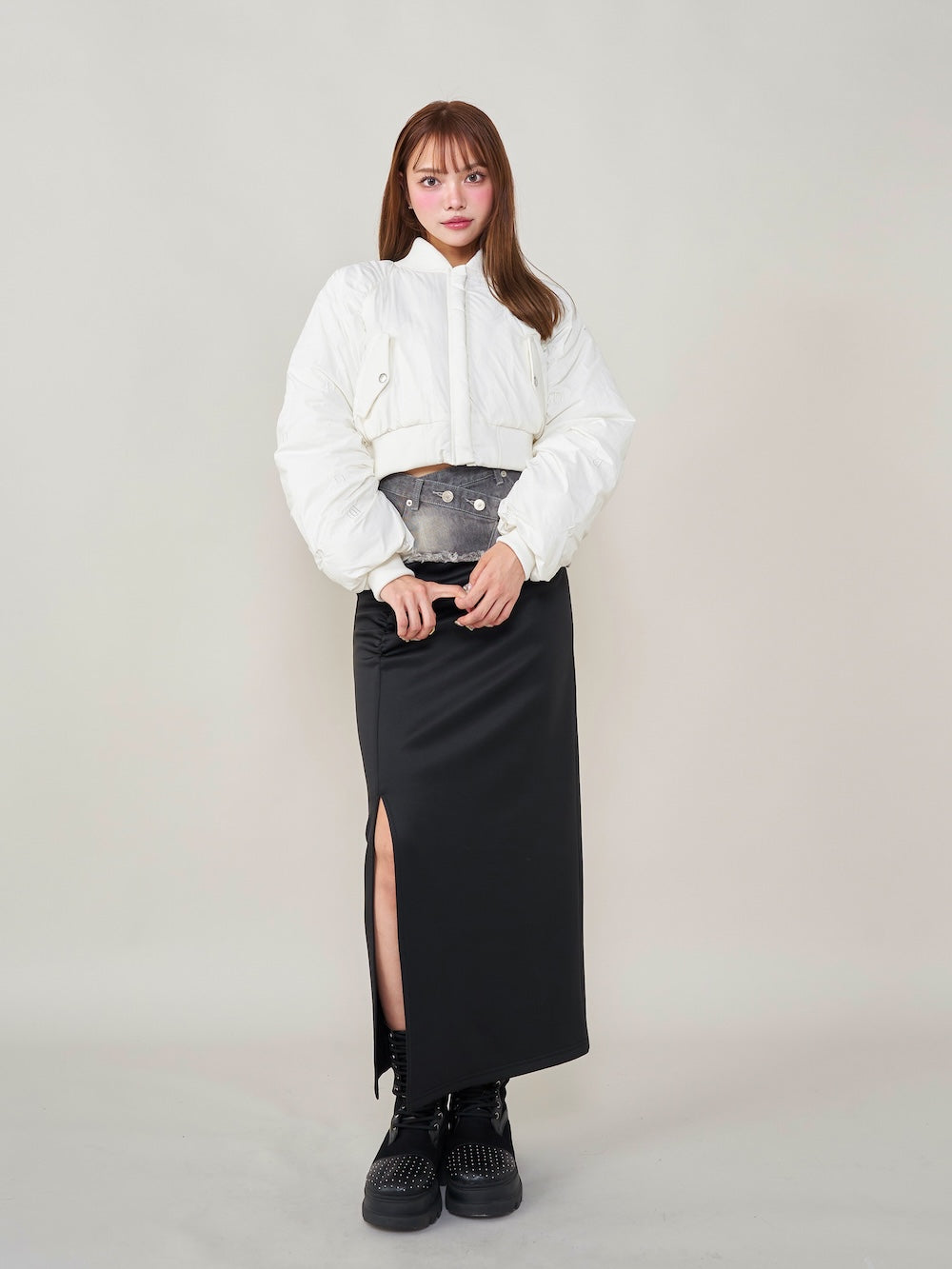 モデル:163cm(着用サイズ:S 着用カラー:BLK)