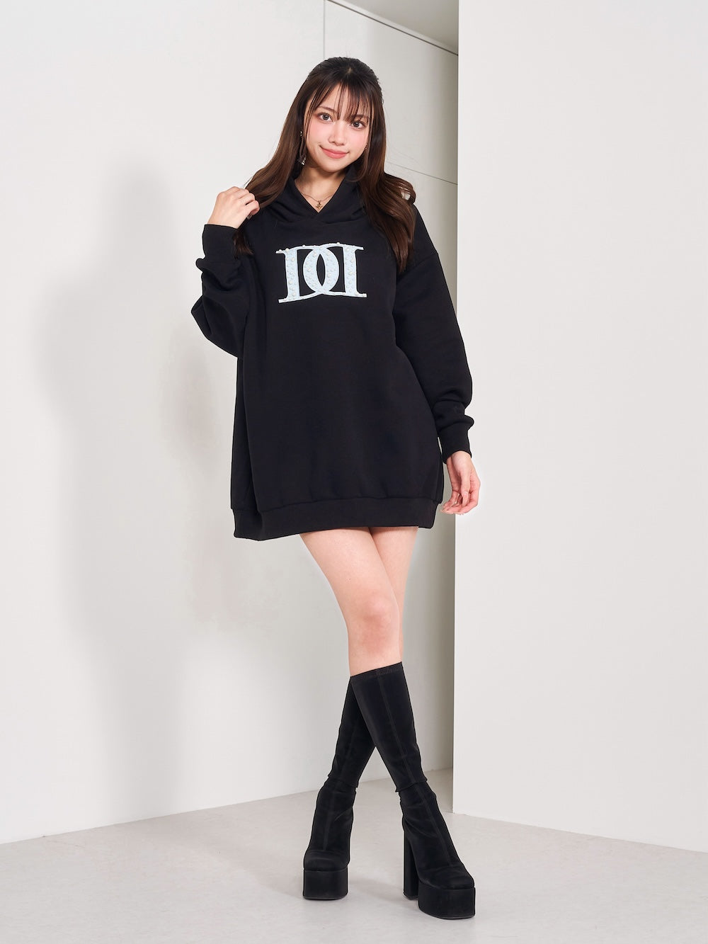 モデル:163cm(着用サイズ:FREE 着用カラー:BLK)
