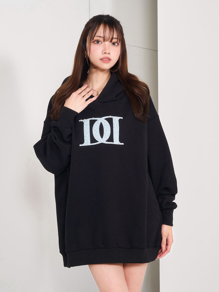 モデル:163cm(着用サイズ:FREE 着用カラー:BLK)