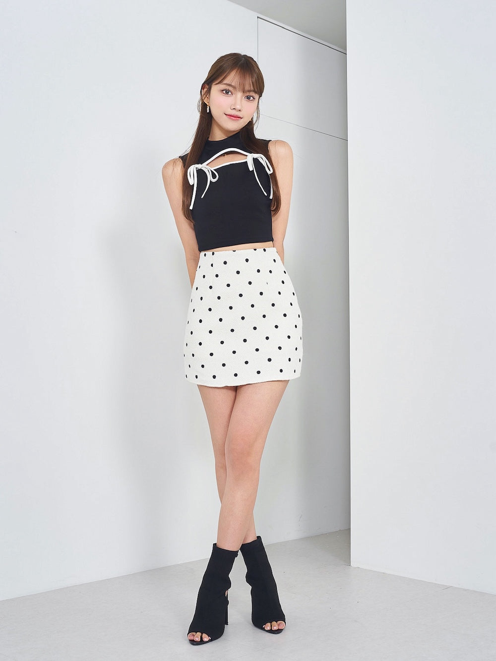 モデル:163cm(着用サイズ:S 着用カラー:WHT)