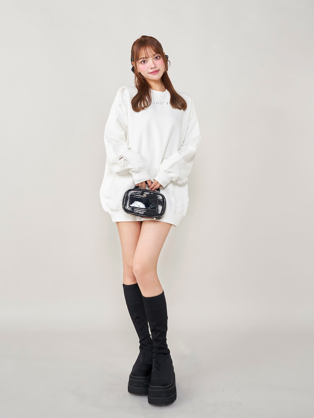 モデル:163cm(着用サイズ:FREE 着用カラー:WHT)