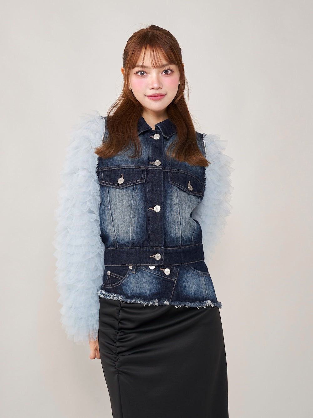 モデル:163cm(着用サイズ:FREE 着用カラー:BLU)