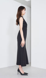 モデル:163cm(着用サイズ:FREE 着用カラー:BLK)