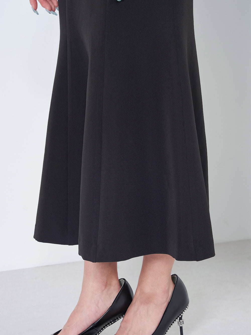 モデル:163cm(着用サイズ:FREE 着用カラー:BLK)