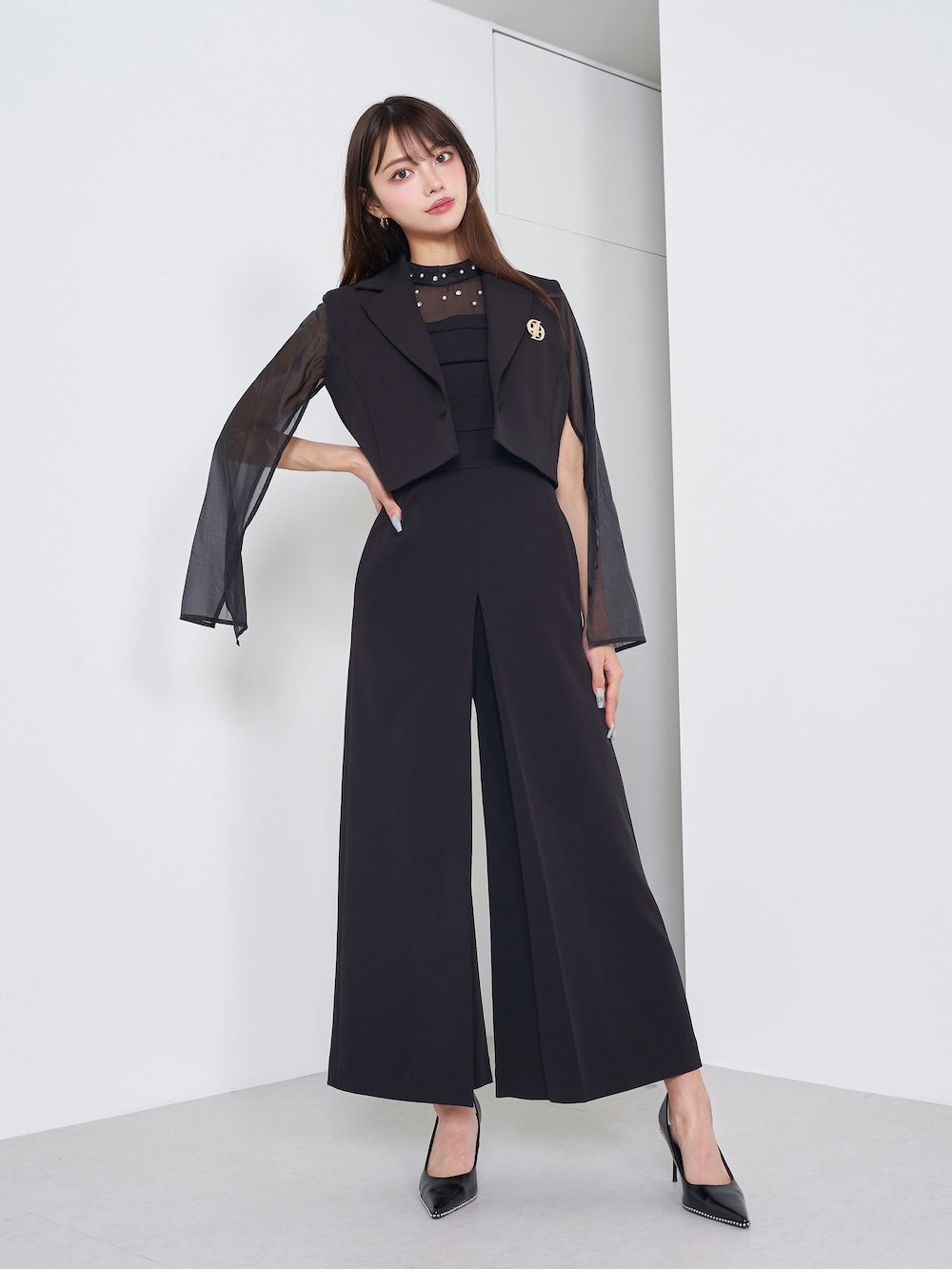 モデル:163cm(着用サイズ:FREE 着用カラー:BLK)