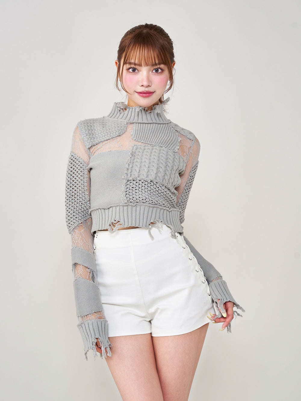 モデル:163cm(着用サイズ:FREE 着用カラー:GRY)