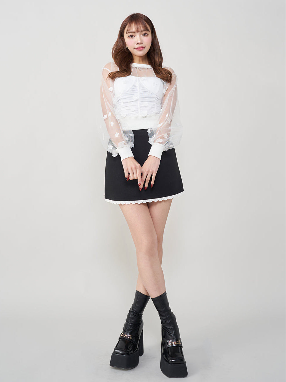 モデル:163cm(着用サイズ:FREE 着用カラー:WHT)