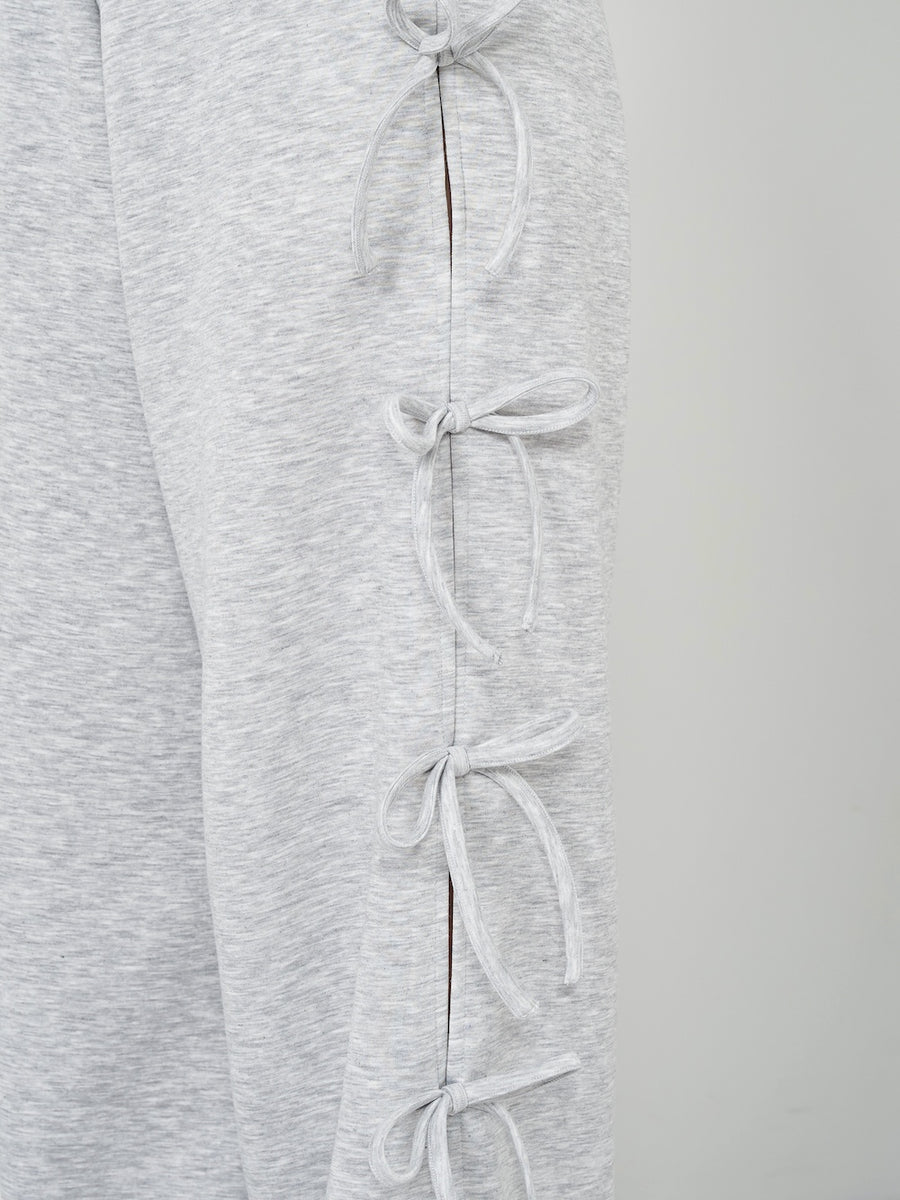 モデル:163cm(着用サイズ:FREE 着用カラー:GRY)