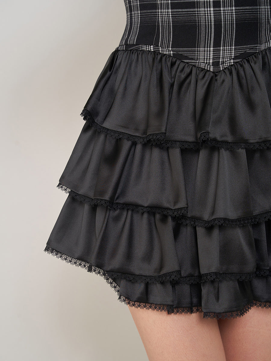 モデル:163cm(着用サイズ:FREE 着用カラー:BLK)
