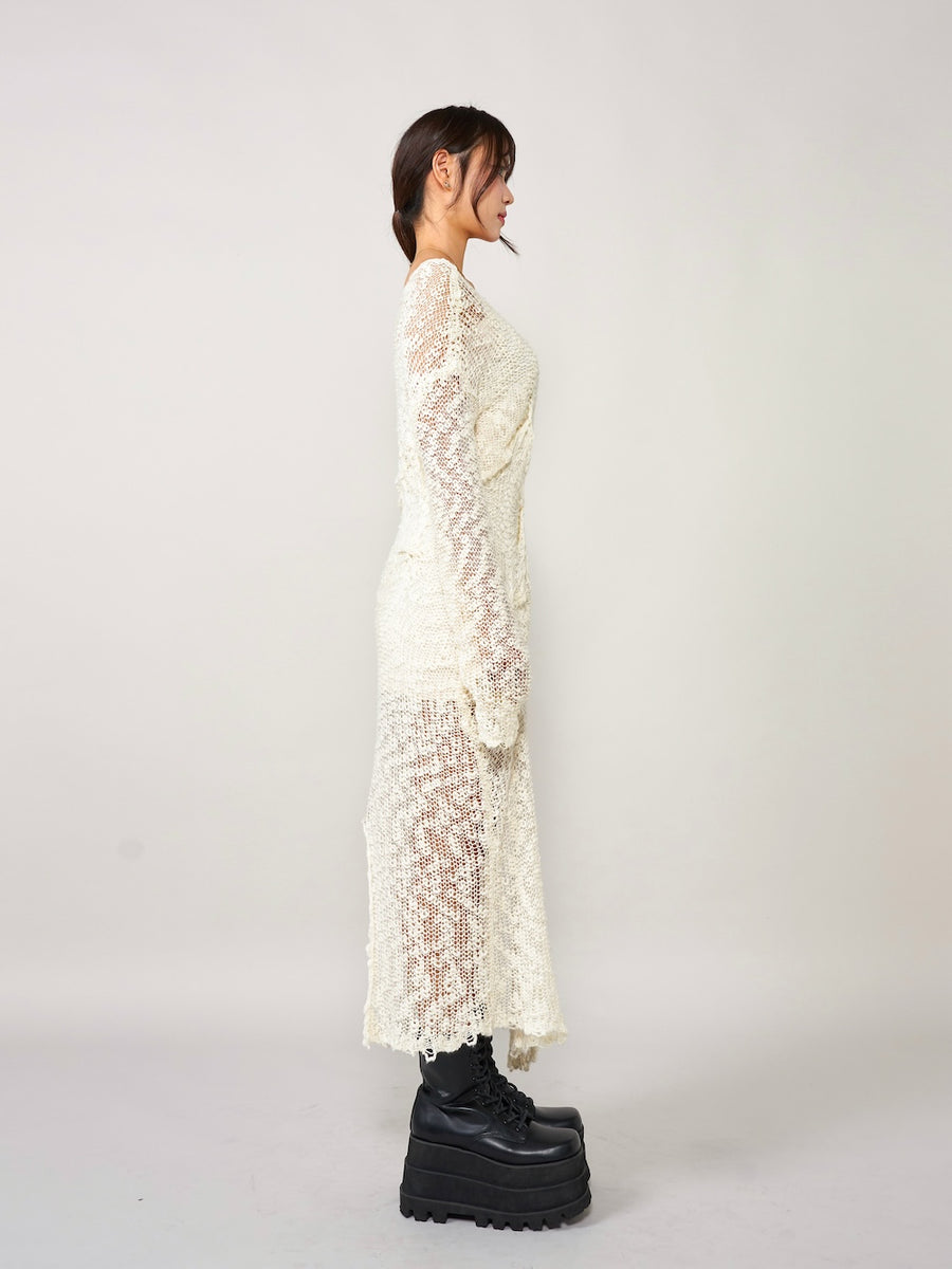 モデル:163cm(着用サイズ:FREE 着用カラー:IVO)