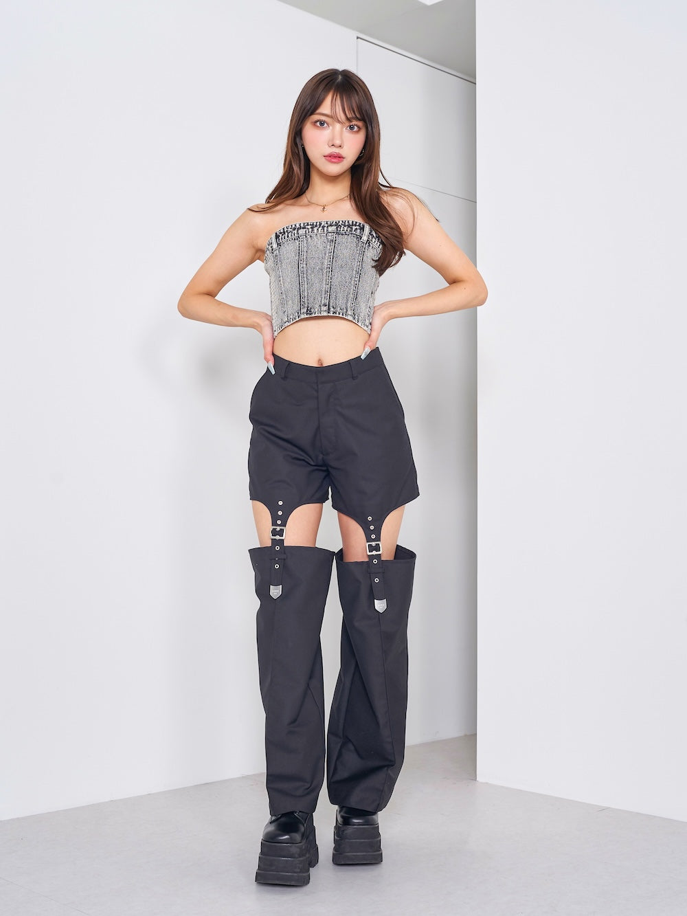 モデル:163cm(着用サイズ:FREE 着用カラー:BLK)
