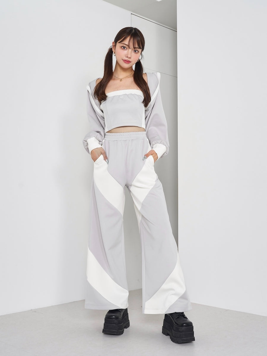モデル:163cm(着用サイズ:FREE 着用カラー:GRY)