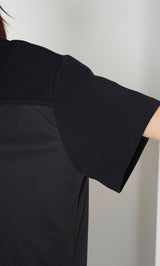 モデル:163cm(着用サイズ:FREE 着用カラー:BLK)