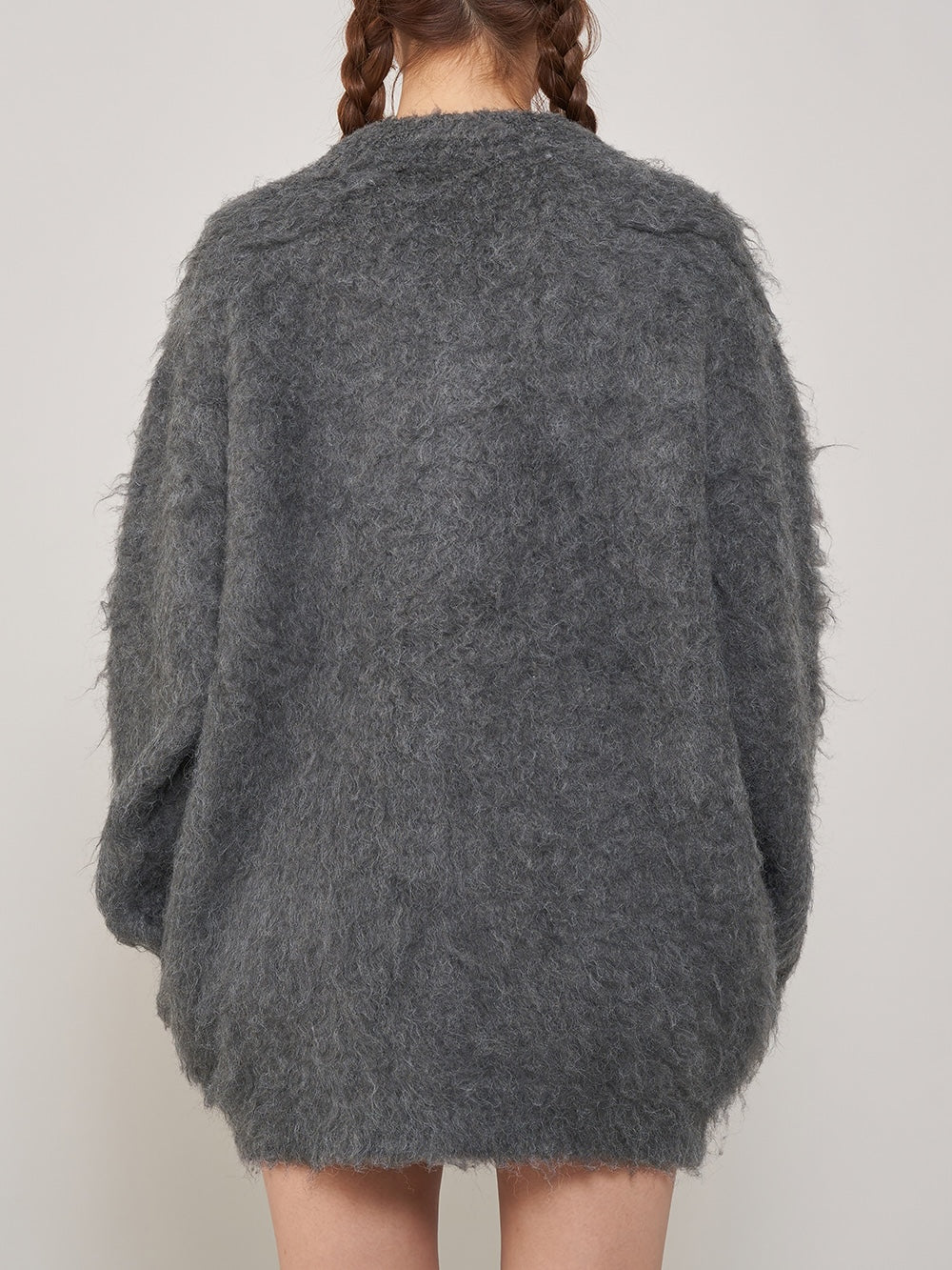 モデル:163cm(着用サイズ:FREE 着用カラー:GRY)