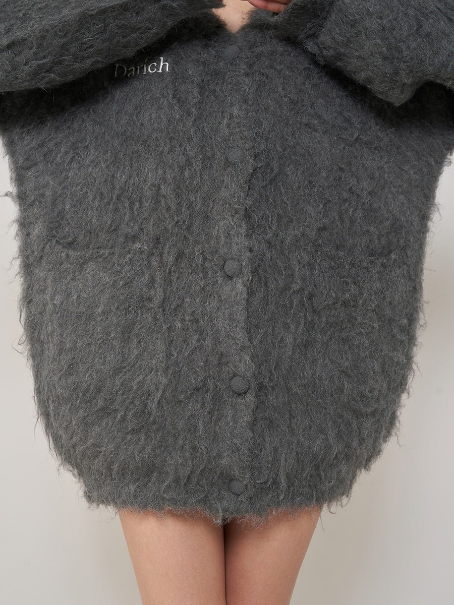 モデル:163cm(着用サイズ:FREE 着用カラー:GRY)