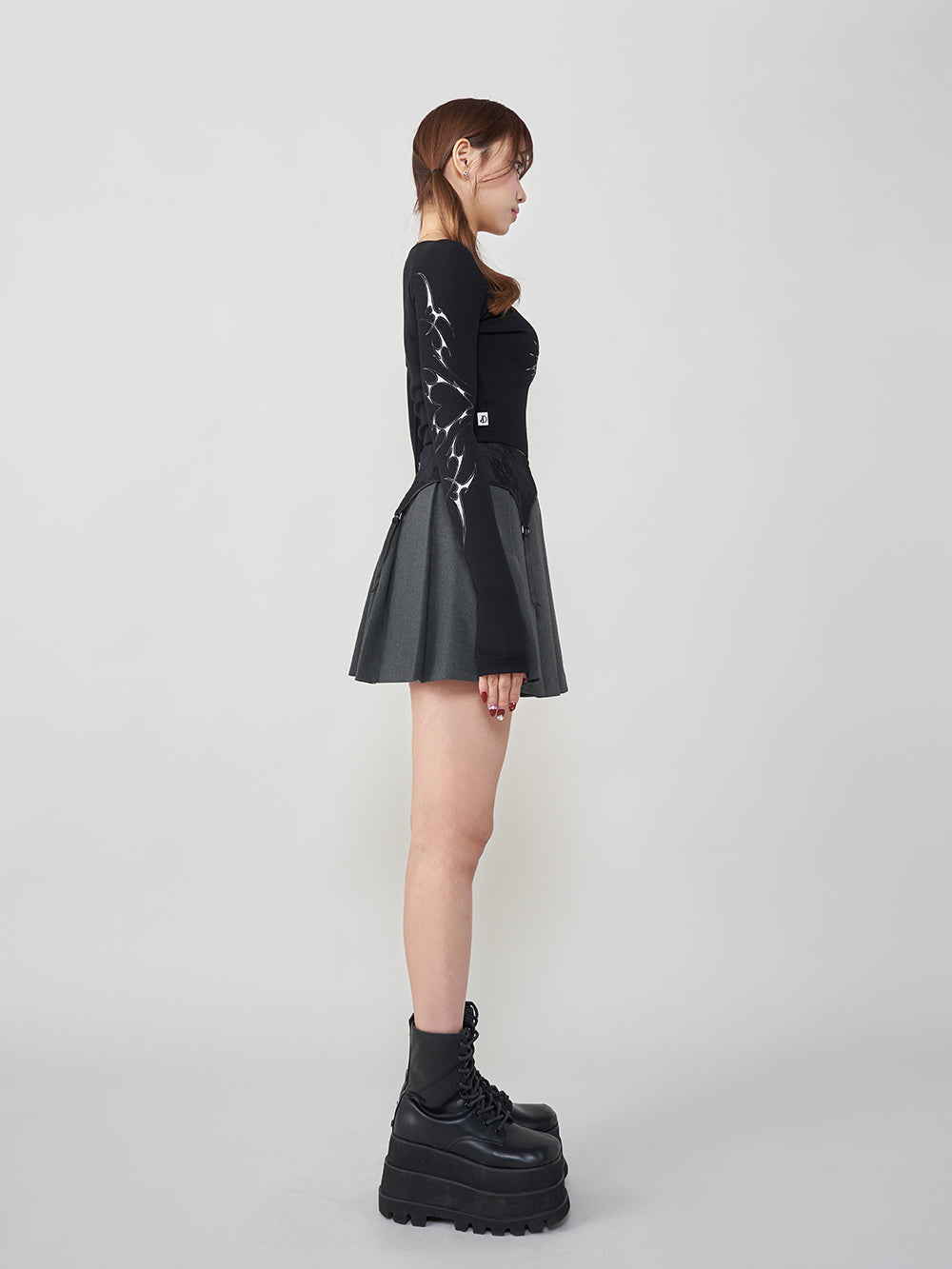 モデル:163cm(着用サイズ:M 着用カラー:GRY)