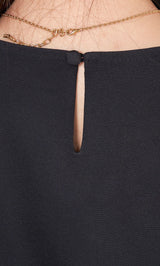 モデル:163cm(着用サイズ:FREE 着用カラー:BLK)