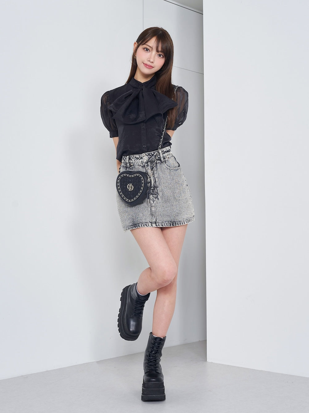 モデル:163cm(着用サイズ:S 着用カラー:BLK)