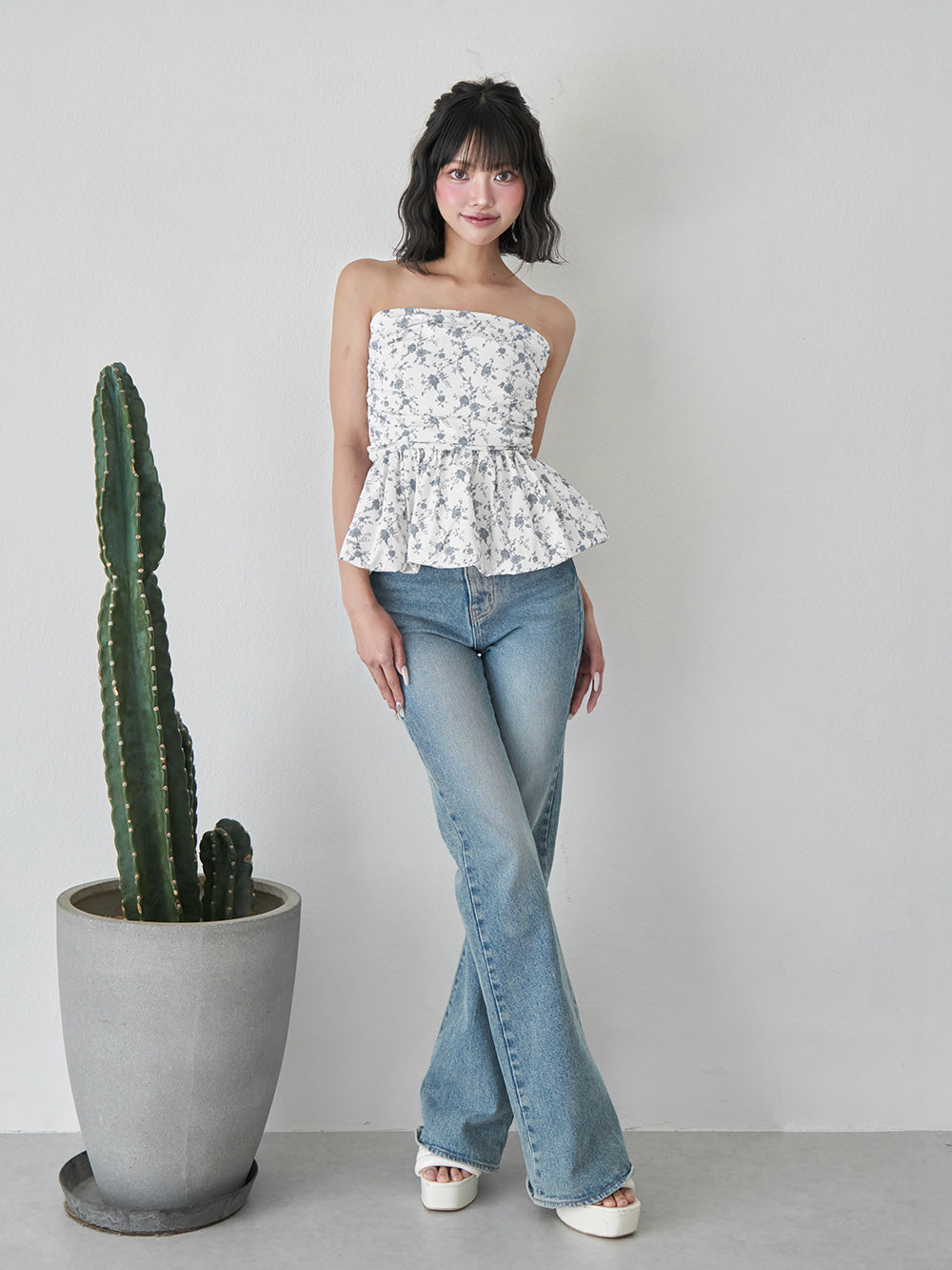 モデル:163cm(着用サイズ:FREE 着用カラー:WHT)