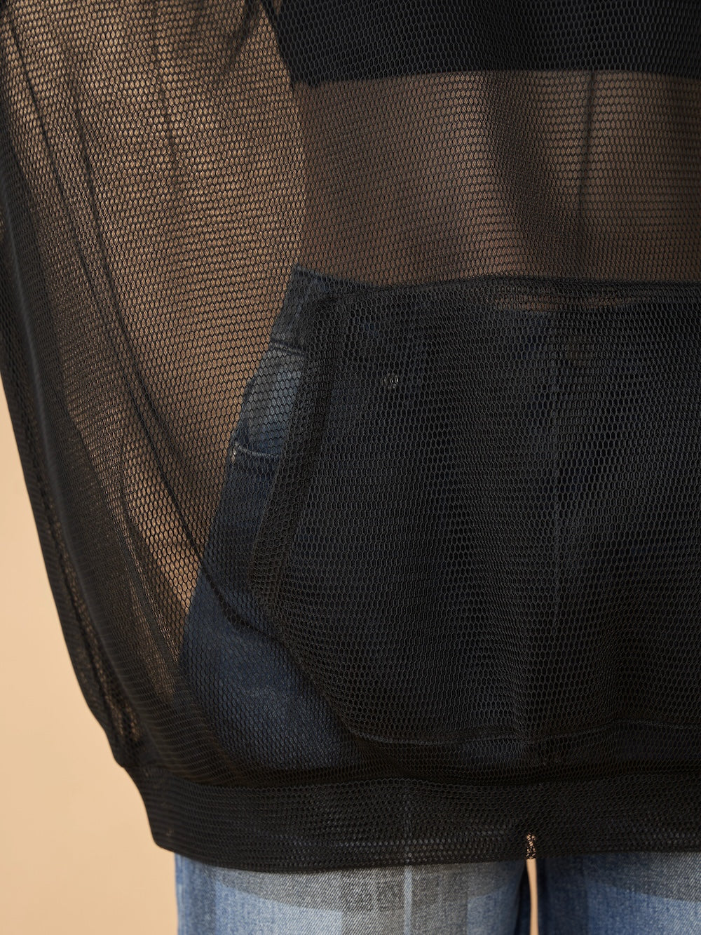 モデル:163cm(着用サイズ:FREE 着用カラー:BLK)