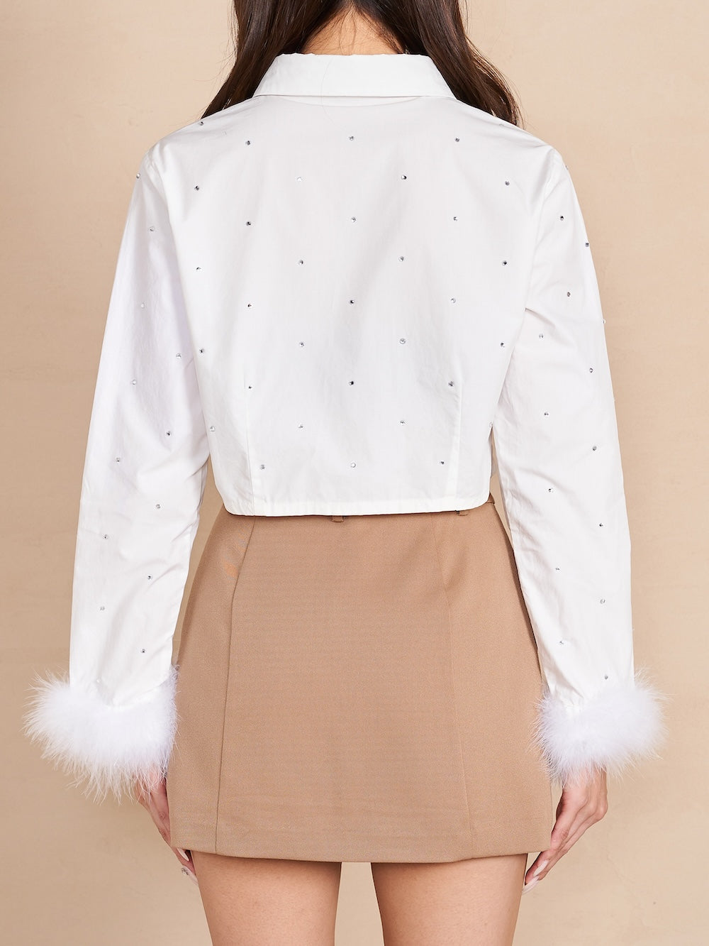 モデル:163cm(着用サイズ:FREE 着用カラー:WHT)