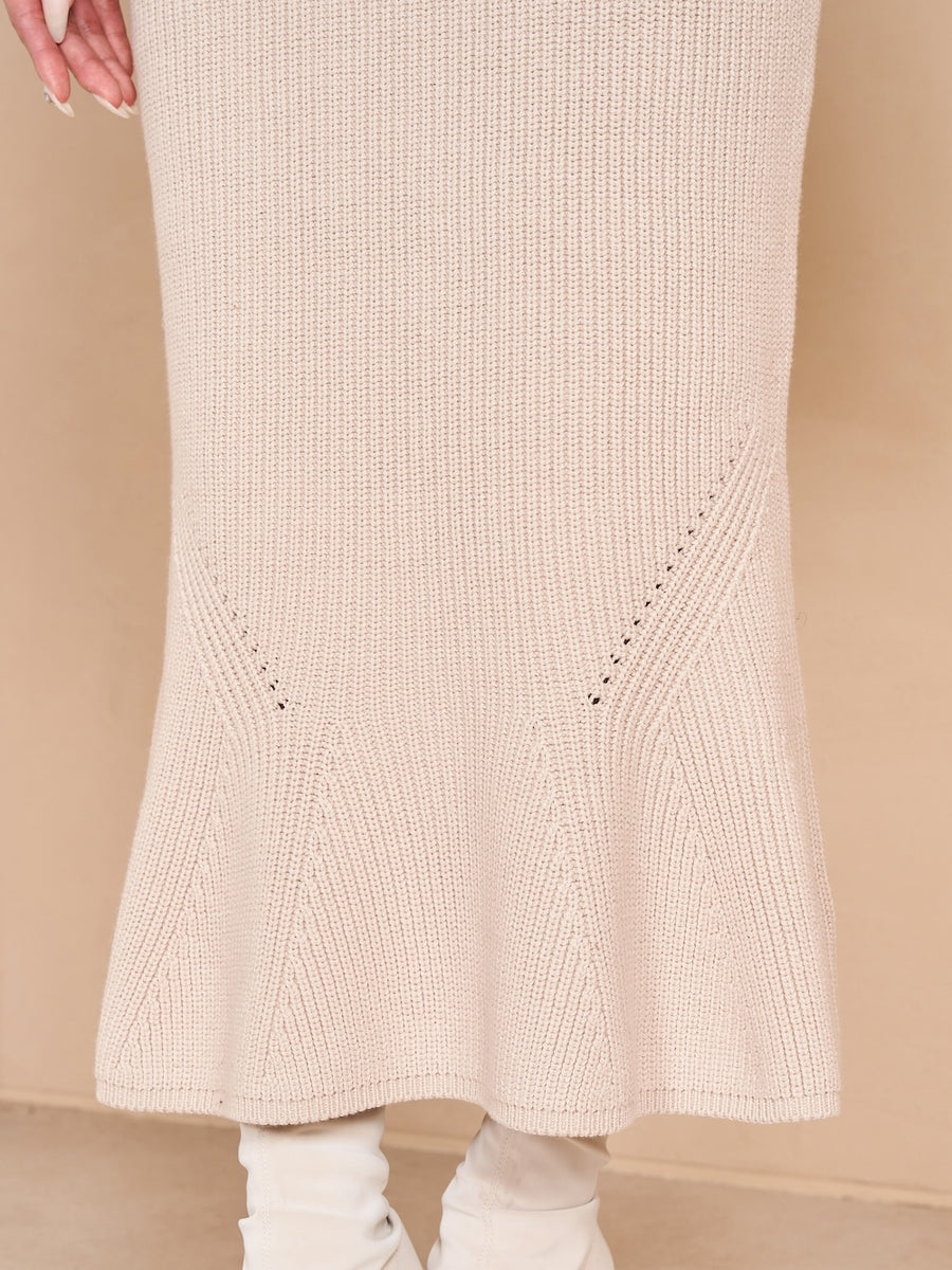 モデル:163cm(着用サイズ:FREE 着用カラー:IVO)