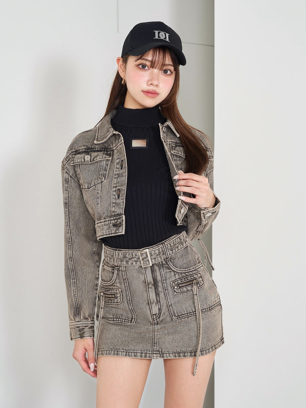 モデル:163cm(着用サイズ:FREE 着用カラー:BLK)