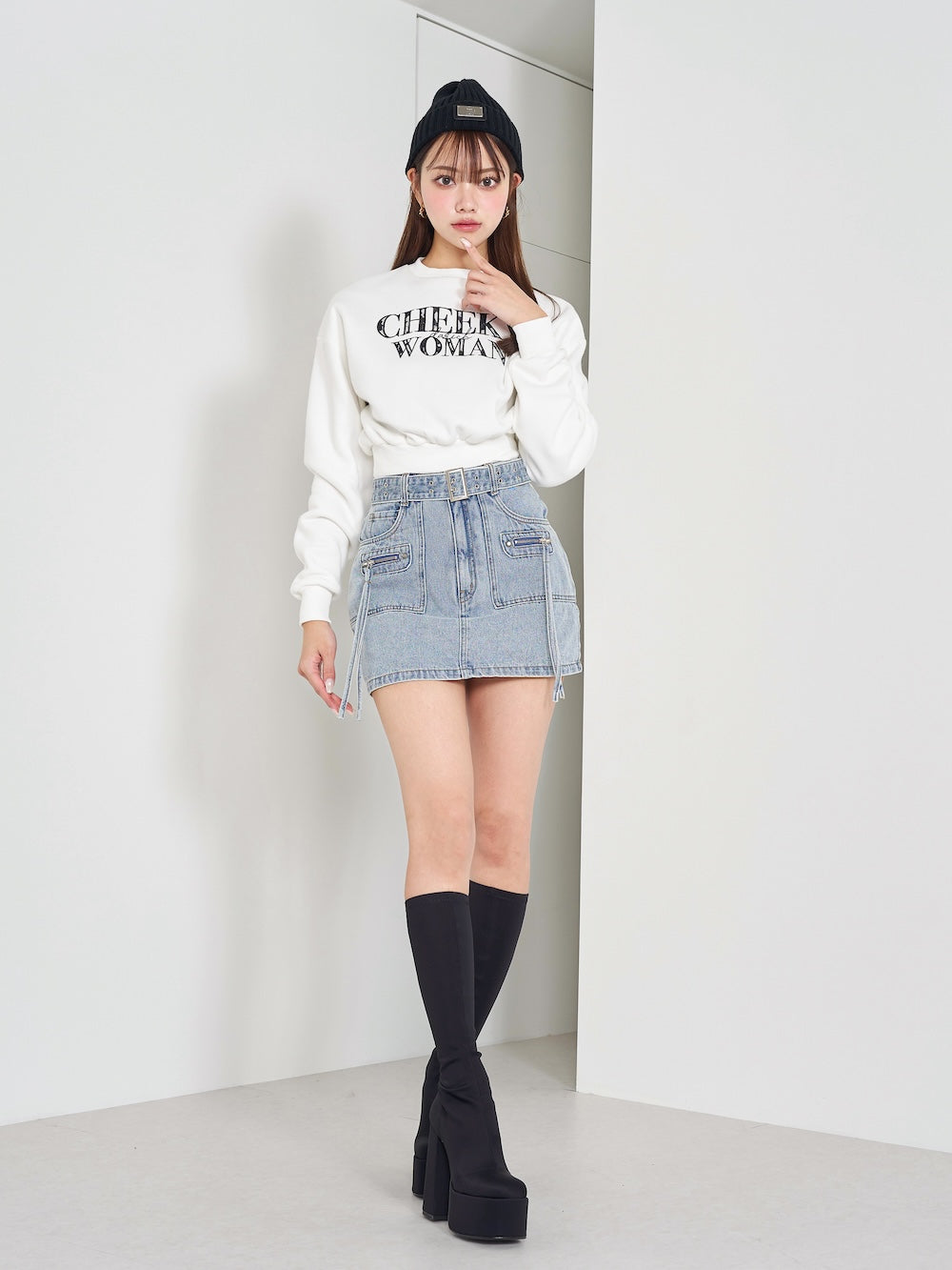 モデル:163cm(着用サイズ:S 着用カラー:I-BLU)