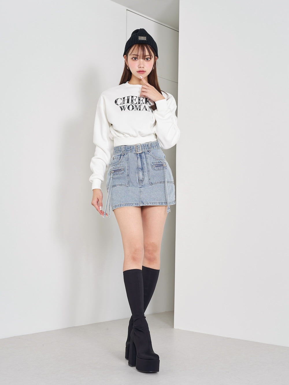 モデル:163cm(着用サイズ:FREE 着用カラー:WHT)