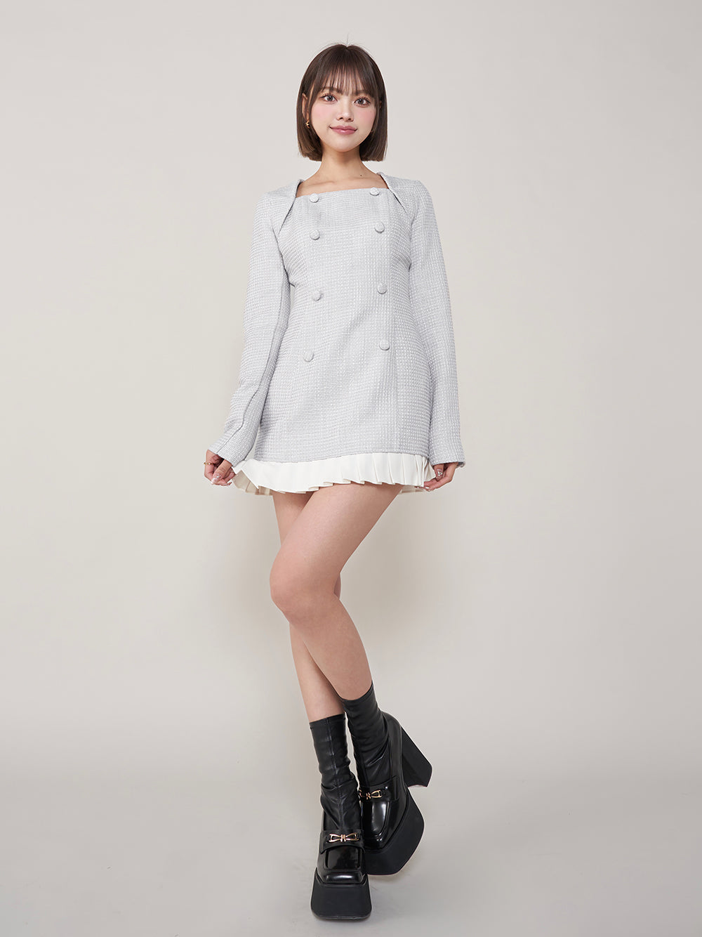 モデル:163cm(着用サイズ:FREE 着用カラー:GRY)