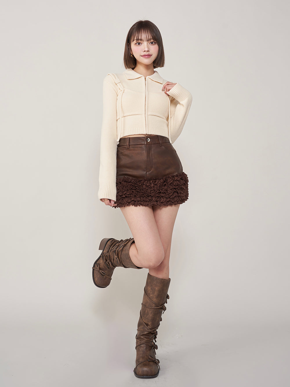 モデル:163cm(着用サイズ:S 着用カラー:BRN)