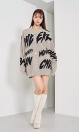 モデル:163cm(着用サイズ:FREE 着用カラー:GRY)