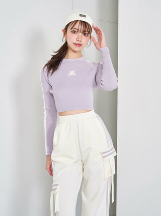 モデル:163cm(着用サイズ:FREE 着用カラー:PUR)