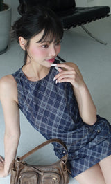 モデル:163cm(着用サイズ:FREE 着用カラー:IND)