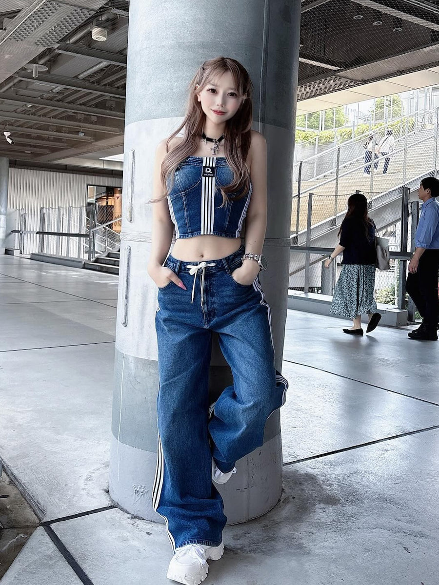 モデル:161cm(着用サイズ:FREE 着用カラー:BLU)