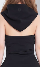 モデル:158cm(着用サイズ:FREE 着用カラー:BLK)