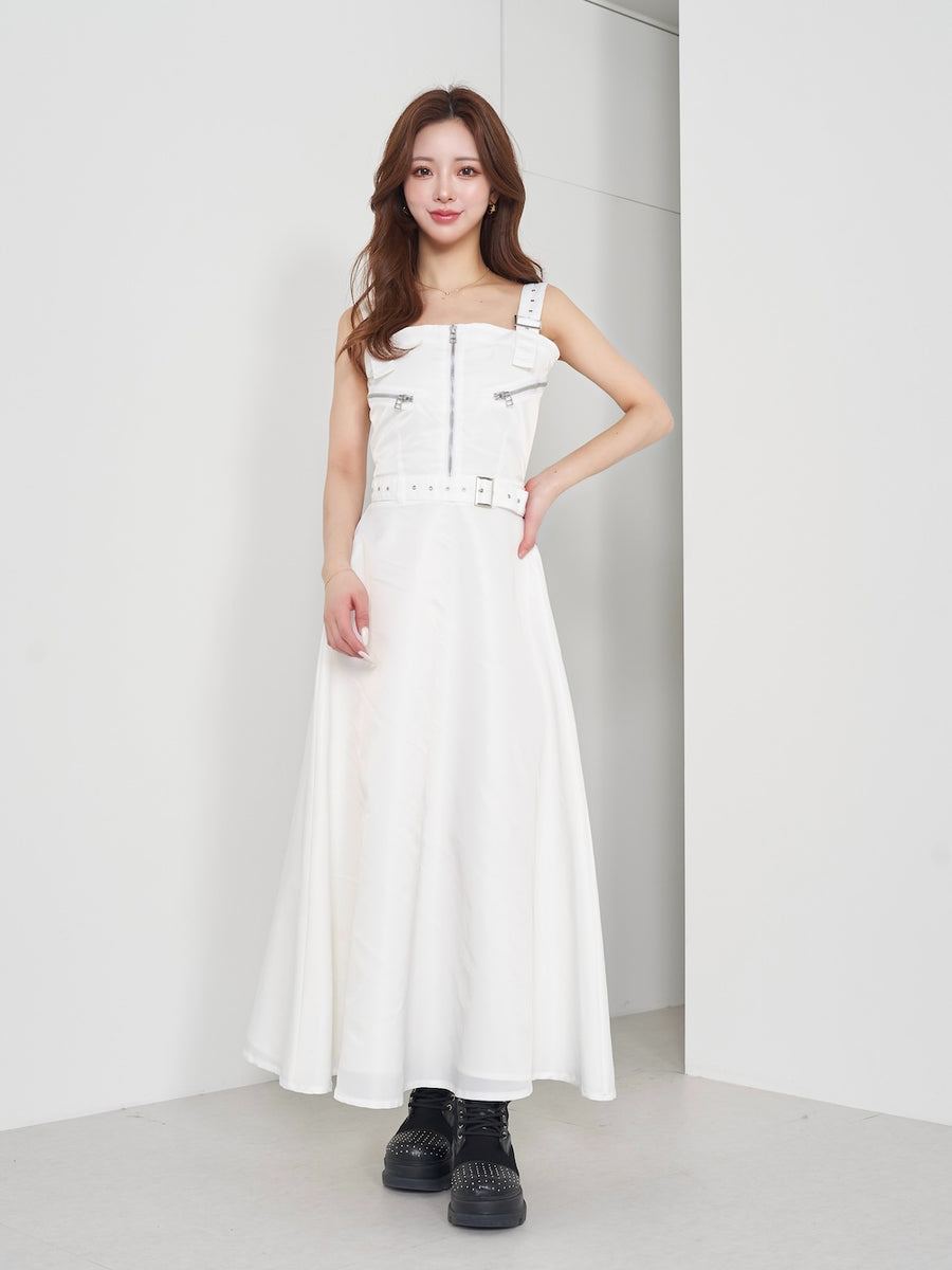 モデル:158cm(着用サイズ:FREE 着用カラー:WHT)