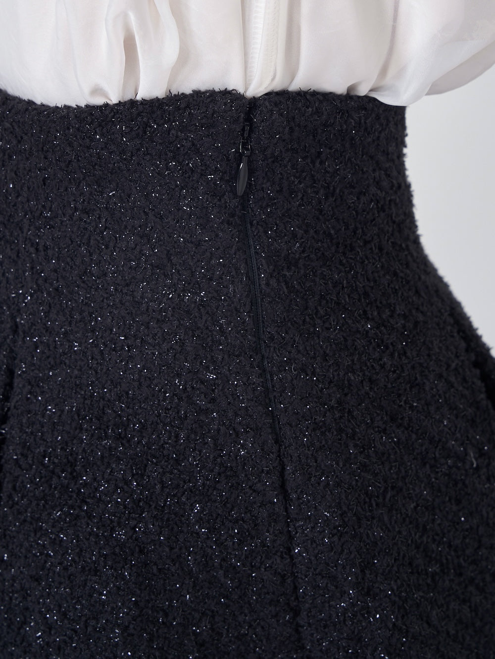 モデル:158cm(着用サイズ:S 着用カラー:BLK)