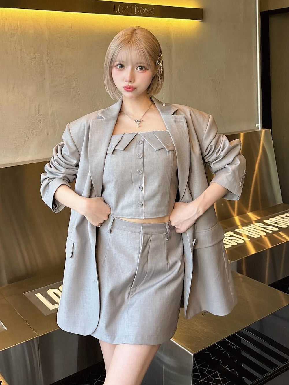 モデル:155cm(着用サイズ:FREE 着用カラー:GRY)