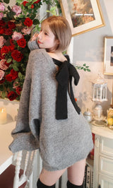 モデル:155cm(着用サイズ:FREE 着用カラー:GRY)