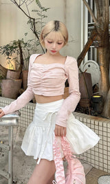 モデル:155cm(着用サイズ:FREE 着用カラー:WHT)