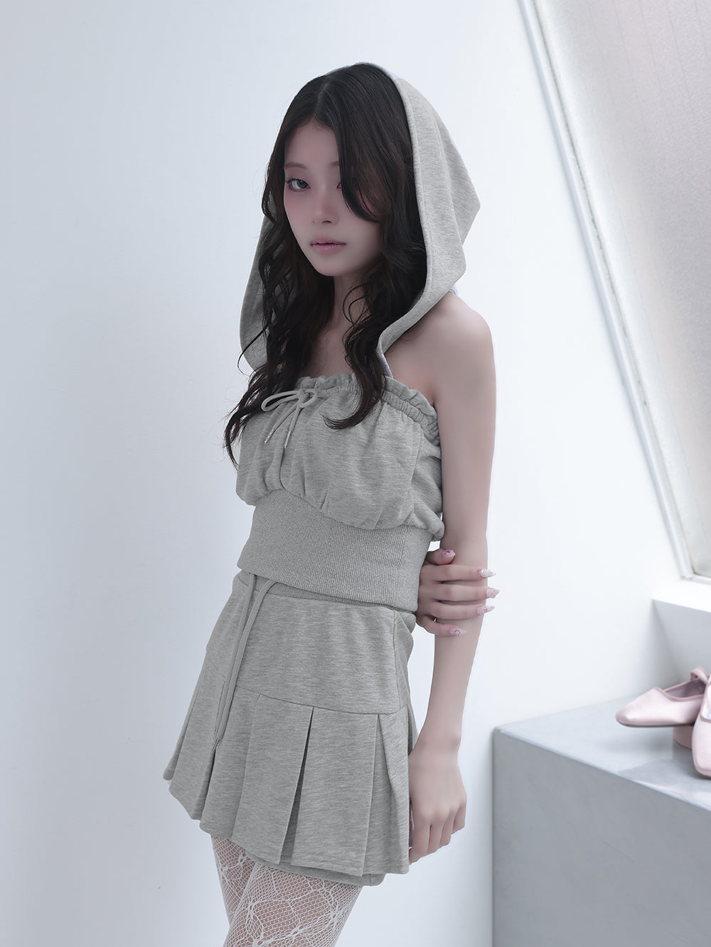 モデル:160cm(着用サイズ:FREE 着用カラー:GRY)