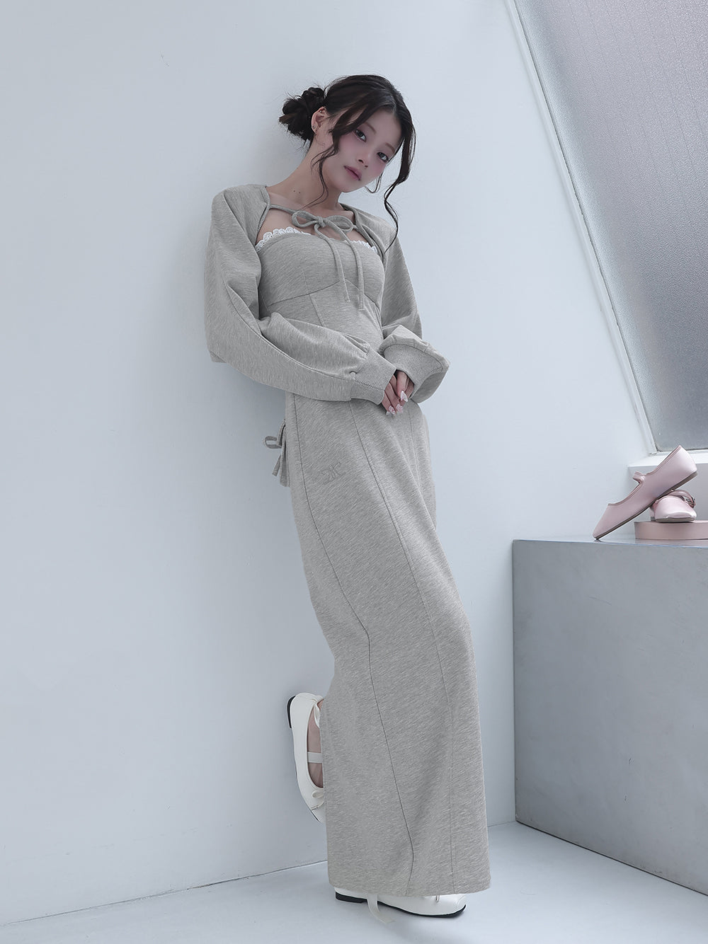 モデル:160cm(着用サイズ:FREE 着用カラー:GRY)