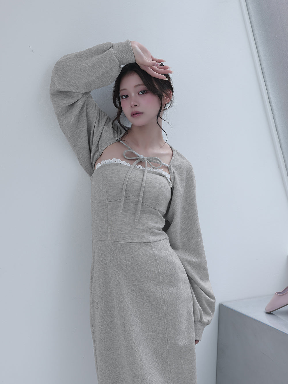 モデル:160cm(着用サイズ:FREE 着用カラー:GRY)