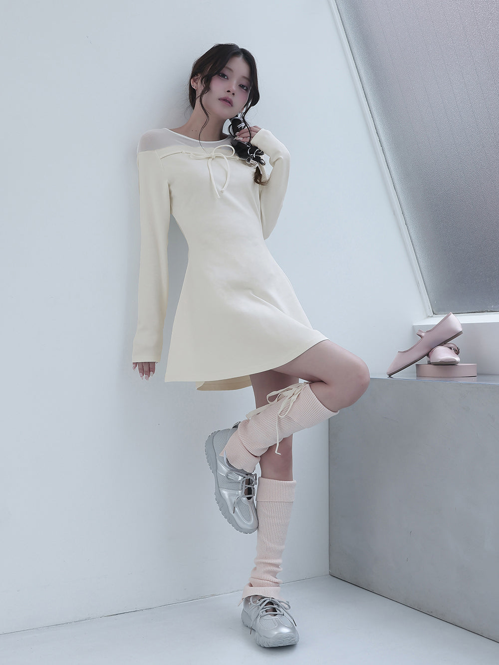 モデル:160cm(着用サイズ:FREE 着用カラー:WHT)