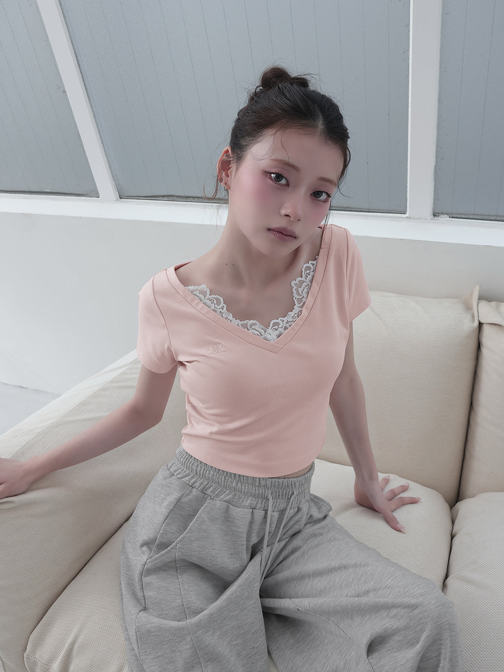 モデル:160cm(着用サイズ:FREE 着用カラー:PNK)