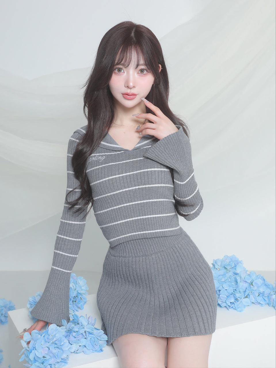モデル:158cm(着用サイズ:FREE 着用カラー:GRY)
