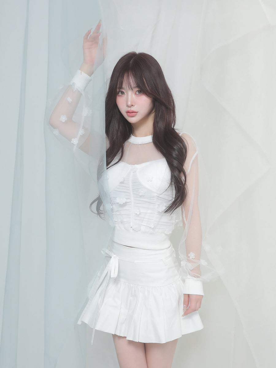 モデル:158cm(着用サイズ:FREE 着用カラー:WHT)