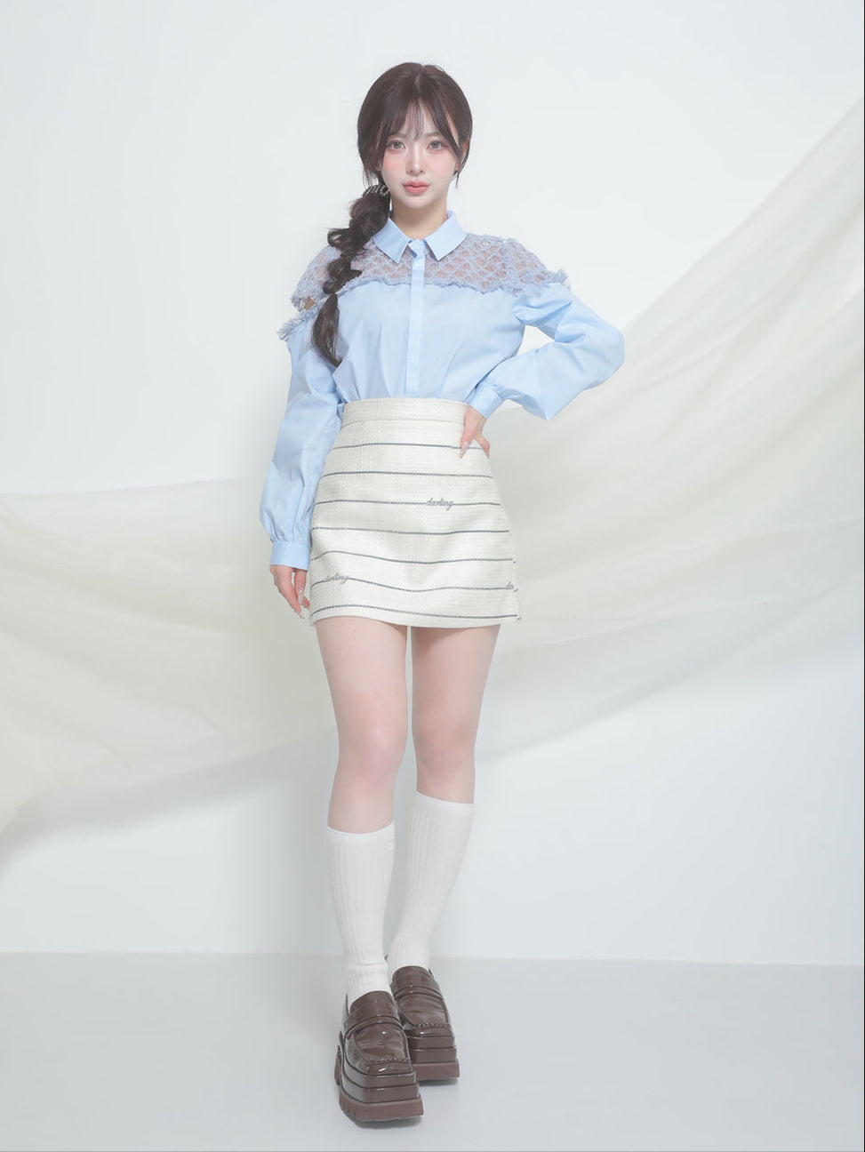 モデル:158cm(着用サイズ:S 着用カラー:IVO)