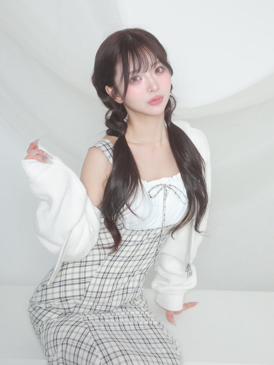 モデル:158cm(着用サイズ:FREE 着用カラー:BLK)